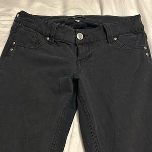 STS Blue, stretchy skinny pants.